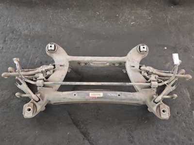 Задняя балка рычаги kpl mercedes w213 kombi фото №1