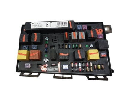 Коробка предохранителей 13145041 opel astra iii 2004-2014 h фото №1