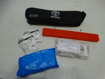 Набор первой помощи toyota aygo lift 18-22r. фото №1