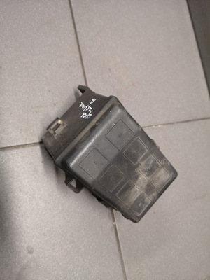 Корпус предохранителей opel zafira a 90560119 фото №1