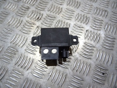 Bmw f10 f11 e63 f06 e67 f01 f02 f03 модуль реле вентилятора 7661503 фото №1