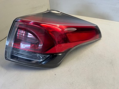 Toyota rav4 2015 лампа правый задняя 81550-42201 фото №1