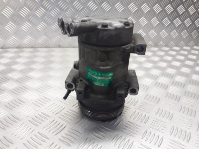 Компрессор кондиционера renault clio ii 1.2 8200037058 фото №1