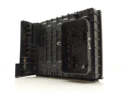Коробка предохранителей vw golf v vi scirocco eos 1k0937125a фото №1