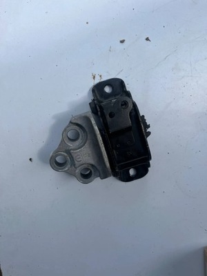 Jeep renegade кронштейн подушка коробки 00519385500 фото №1