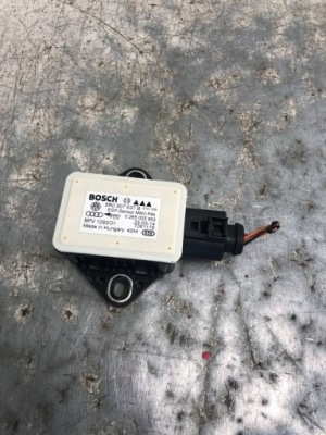 Датчик esp audi a4 b8 рестайлінг  8r0907637b фото №1