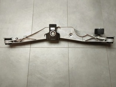 Bmw x1 f48 балка підпора 6852896 фото №1