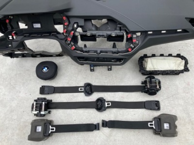 Bmw f40 f44 панель приладів консоль панель приладів pulpit полиця подушки безпеки повітряні ремені pas фото №1