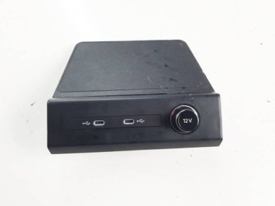 Audi q4 sportback e-tron 2022r роз'єм usb фото №1