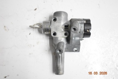 Замок запалювання mercedes w110 w111 фото №1