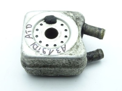 Audi a3 8l 96-03 1.9 tdi радіатор оливи фото №1