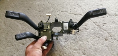 Vw passat b7 переключатель комбинированный 3c9953501bg фото №1