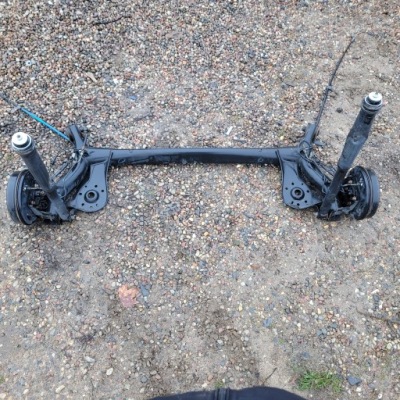 Ось задний  задняя балка подвеска toyota aygo 2 фото №1