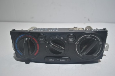 Панель керування вентиляція mazda mpv lc94b фото №1