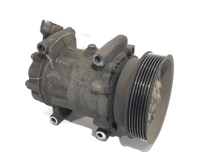 Компрессор кондиционера renault twingo ii 8200819568 1.2 76km компрессор фото №1