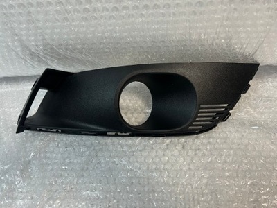 Renault megane iv правая решётка перед фото №1