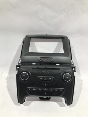 Панель радио обдув ford ranger 15- фото №1