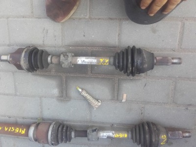 Ford fiesta mk 7 1.6 tdci приводной вал левая 8v51-3b437-ha фото №1