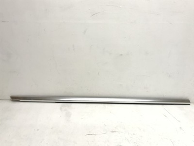 Mercedes w213 молдинг ущільнювач перед правий фото №1