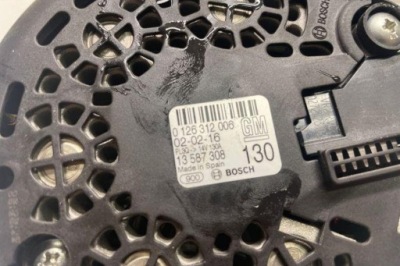 Генератор opel astra k 13587308 1.4l бензиновий 110kw 2018 фото №1