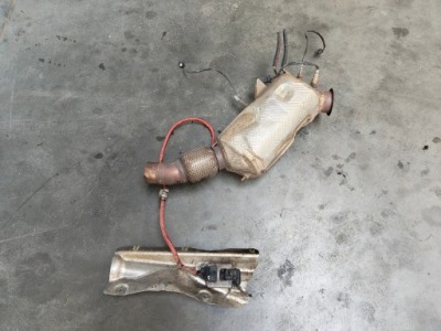 Bmw 5 f10 f11 фільтр часток твердих dpf 8518141 фото №1