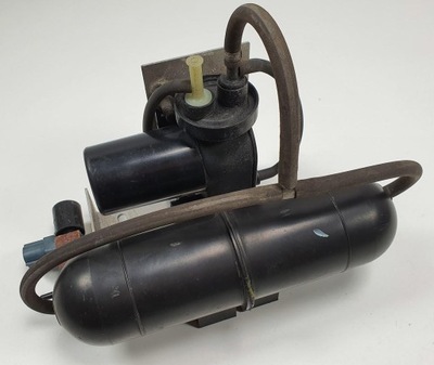 Насос vacu вакуум aston martin rapide 4g43-2c529-bc фото №1