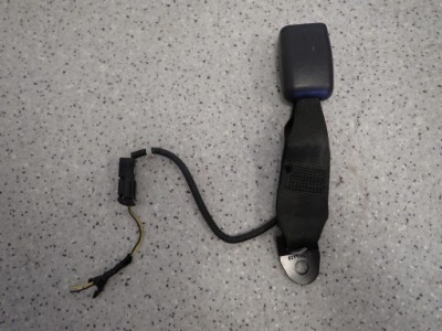 Hyundai ix20 09- кліпса поперечина безпеки задня середня фото №1