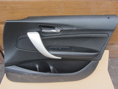 Обшивка двері правий перед bmw f20 фото №1
