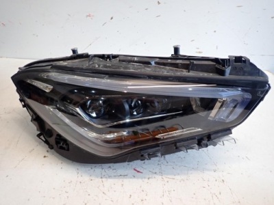 Лампа перед права mercedes cla w118 full led 2019- фото №1