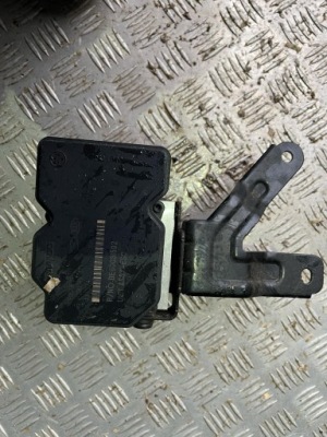 Hyundai i40 насос abs 58920-3z510 фото №1