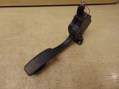 Потенциометр педаль газа toyota corolla e15 1.4 d4d фото №1