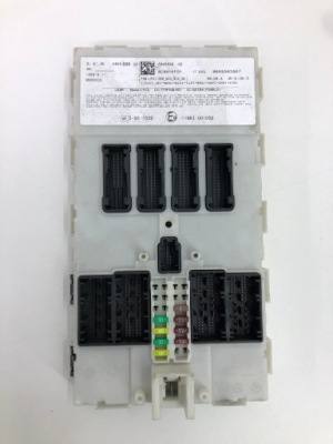 Bmw f20 f21 f30 модуль блок керування fem 6843898 фото №1