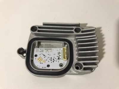 Модуль поворотник mercedes eqc a2939063600 фото №1