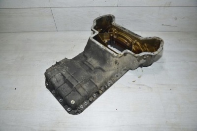 Поддон масла r2720140802 mercedes cls w219 фото №1