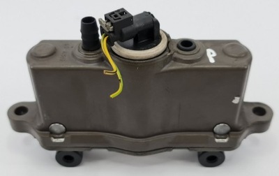 Патрон піротехнічний капот правий mercedes w212 фото №1