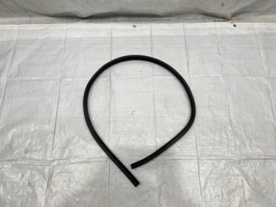 Maserati granturismo прокладка двері права фото №1