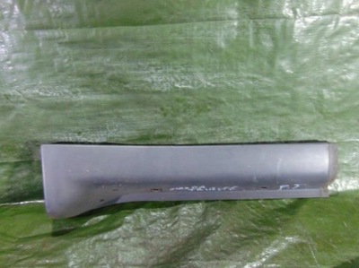 Молдинг накладка поріг правий задня mazda tribute фото №1