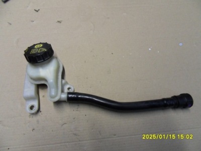 Бачок рідина гальмівний ford fiesta mk7 1.0 ecoboost фото №1