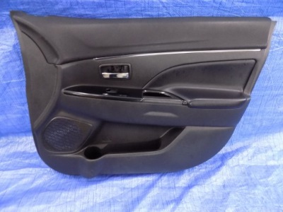 Оббивка двері правий перед c4 aircross 1,8hdi фото №1