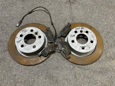 Bmw f45 тормозные диски тормозные колодки задний  ate фото №1