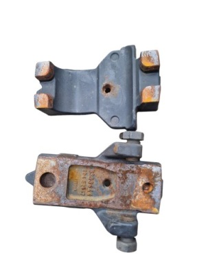 Кронштейн кронштейн кронштейн підкладка ресора ресора scania r 1383644 фото №1