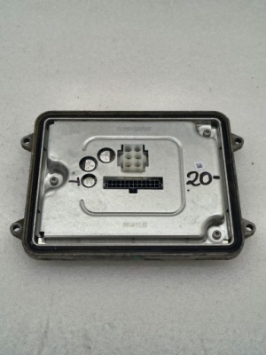 Tesla model s модуль led блок розжига лампа передних перед 00201022-04 фото №1