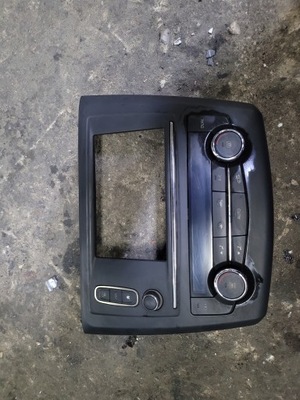 Панель кондиционера рамка kadjar 275102210r фото №1