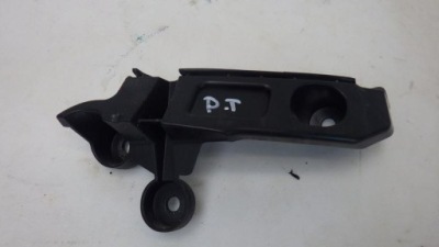 Направляющая бампера правый задний  citroen c3 iii 8114597 фото №1