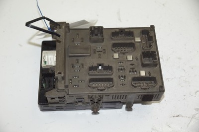 Коробка предохранителей 8200367241 renault laguna ii фото №1