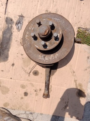 Поворотный кулак ступица правый перед mercedes w126 sec 500 фото №1