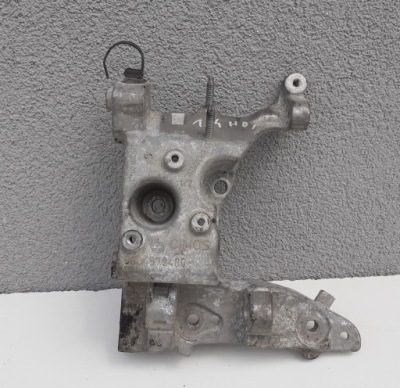 Кронштейн генератора 9684979480 peugeot 207 фото №1