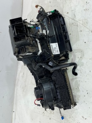 Обігрівач vw passat b8 5qb816005e фото №1