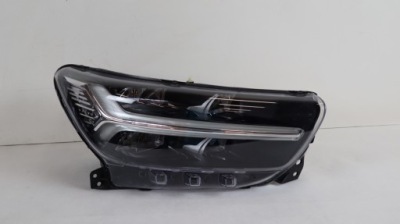 Volvo xc40 лампа права перед 31655990 фото №1