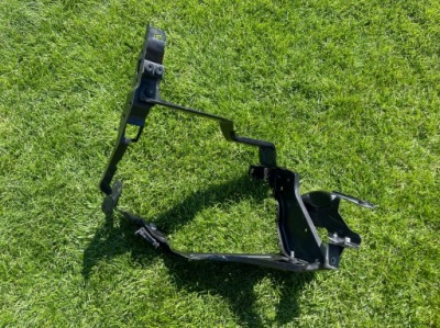 Mercedes c-klasa w204 pas передний панель фары кронштейн левый a204626044 фото №1